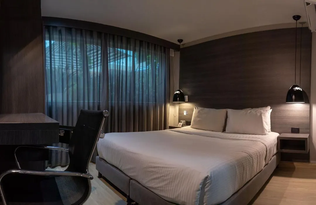 The Blue Hotel-1