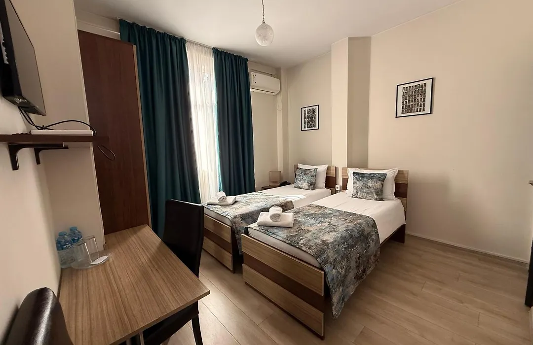 Liva Hotel-1