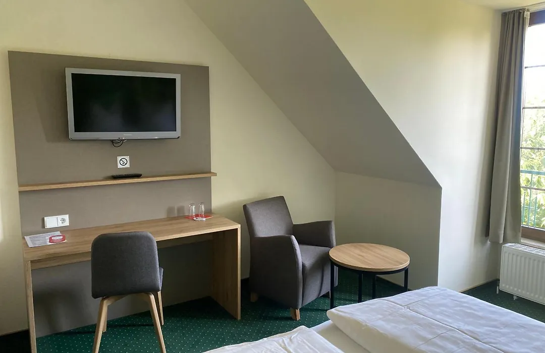 Hotel Schwartze-1