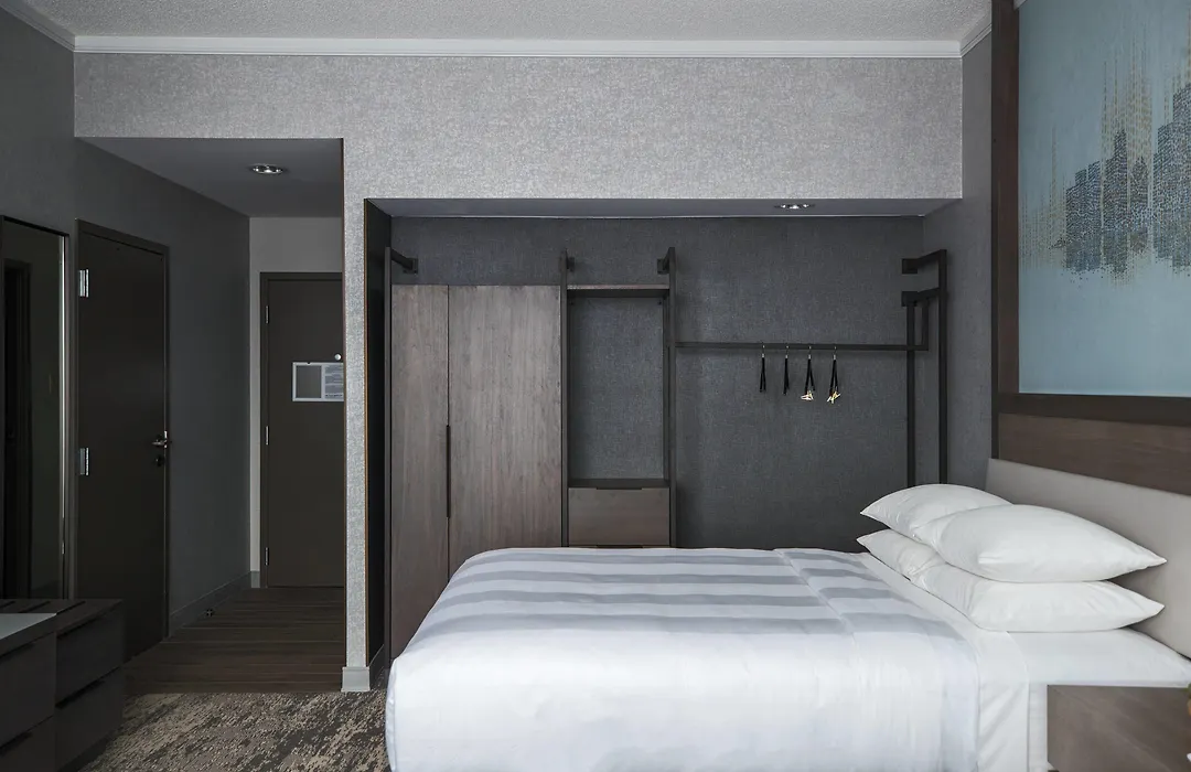 Courtyard By Marriott Chicago At Medical District-Uic-1