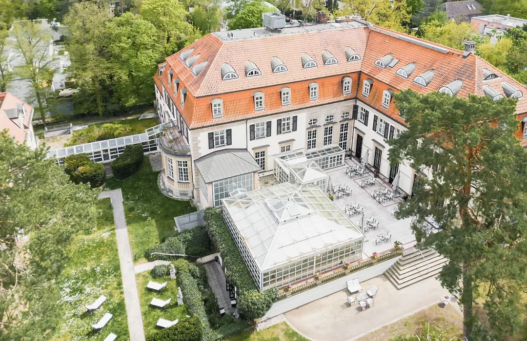Schlosshotel Berlin-1