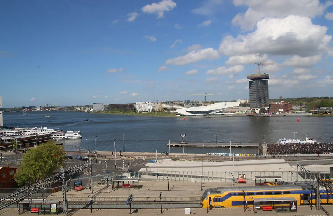 ibis Amsterdam Centre-1