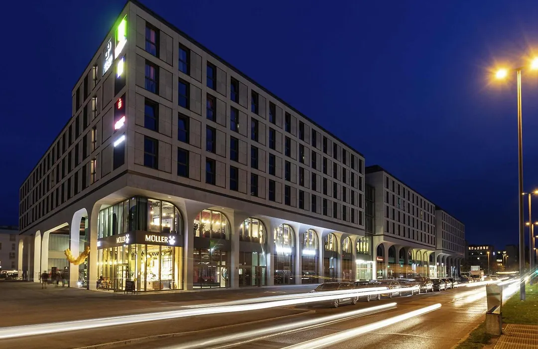 Ibis Styles Muenchen Perlach-1