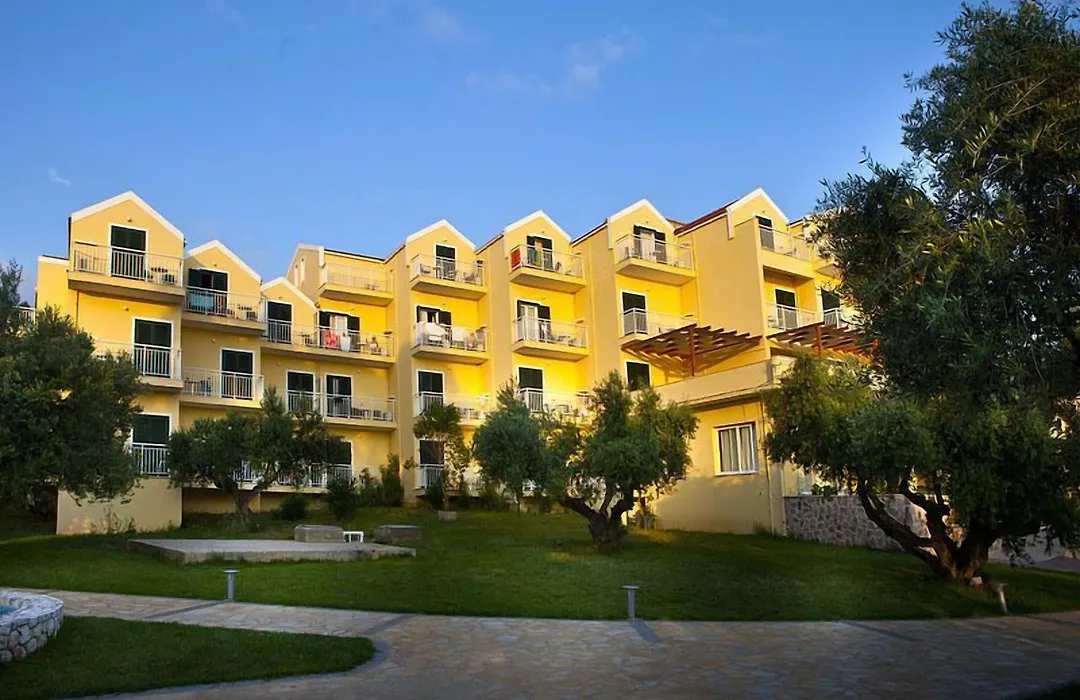 Lassi Hotel-1