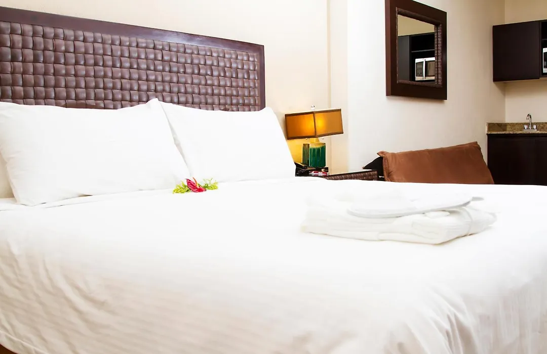 Rincon del Valle Hotel&Suites-1