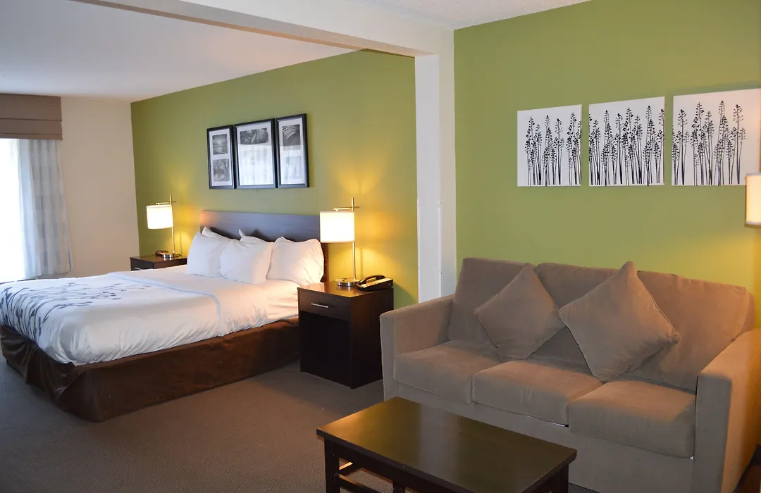 Sleep Inn & Suites Virginia Horse Center-1
