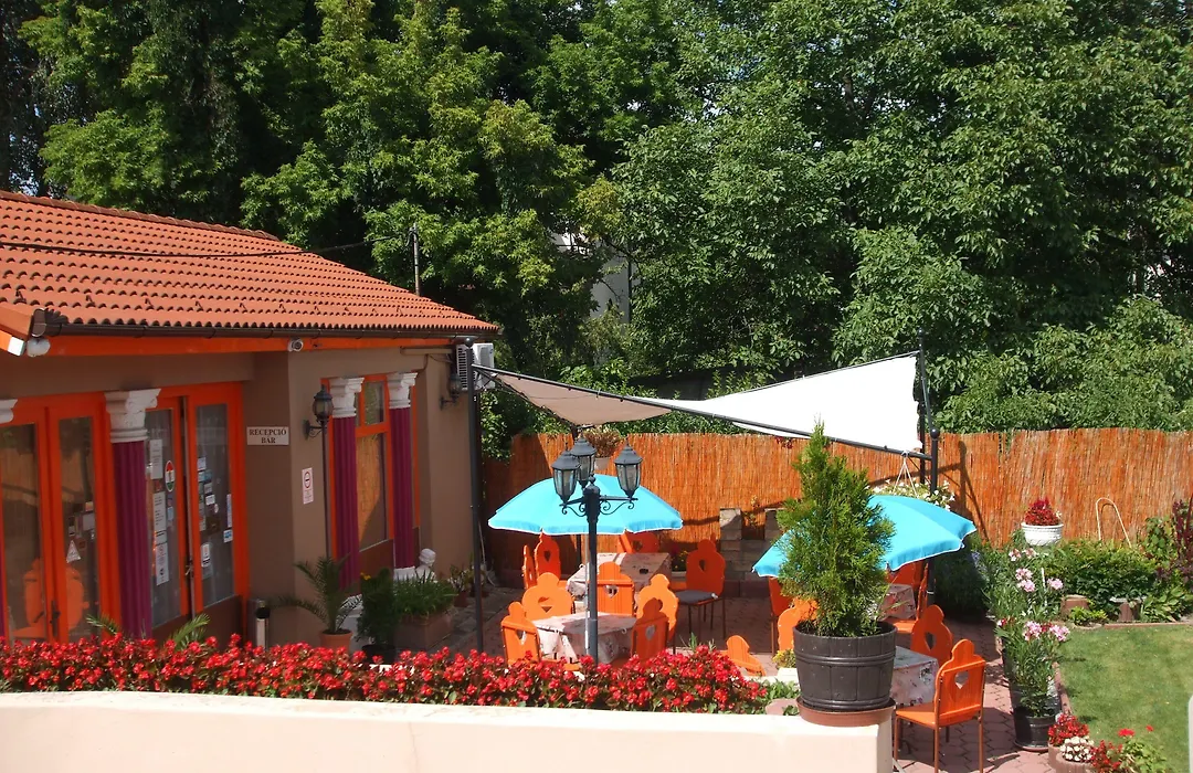 Attila Hotel Budapest-1