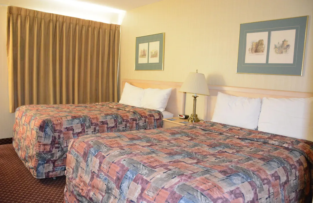 Travelodge By Wyndham Lethbridge-1