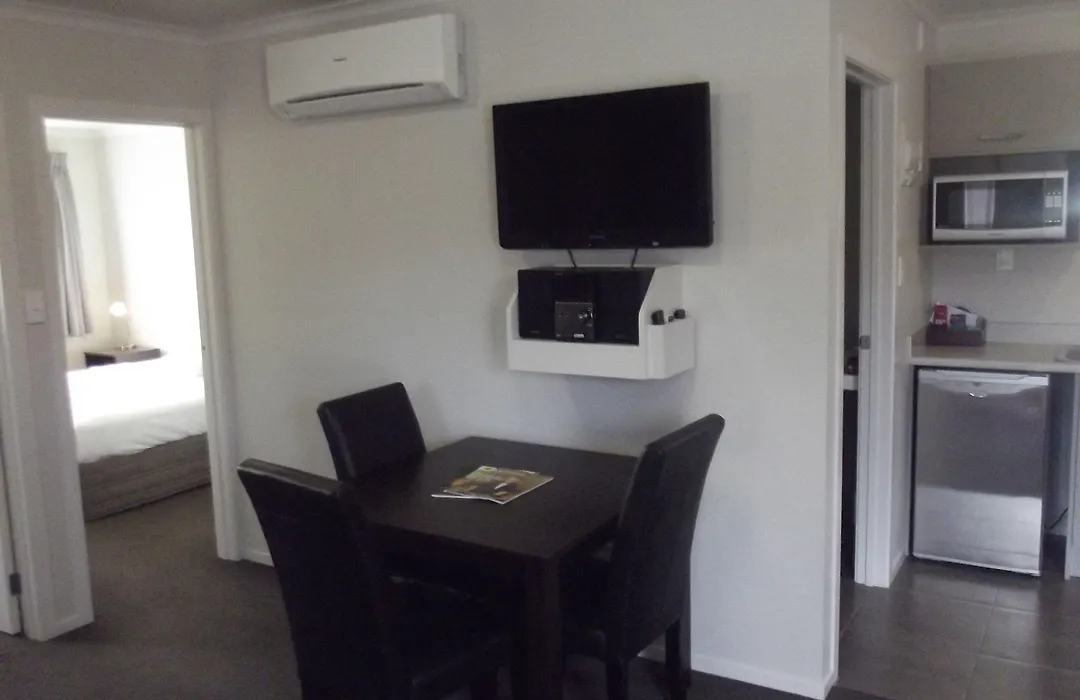Arena Court Motel-1