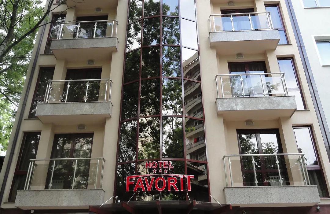 Favorit Hotel-1