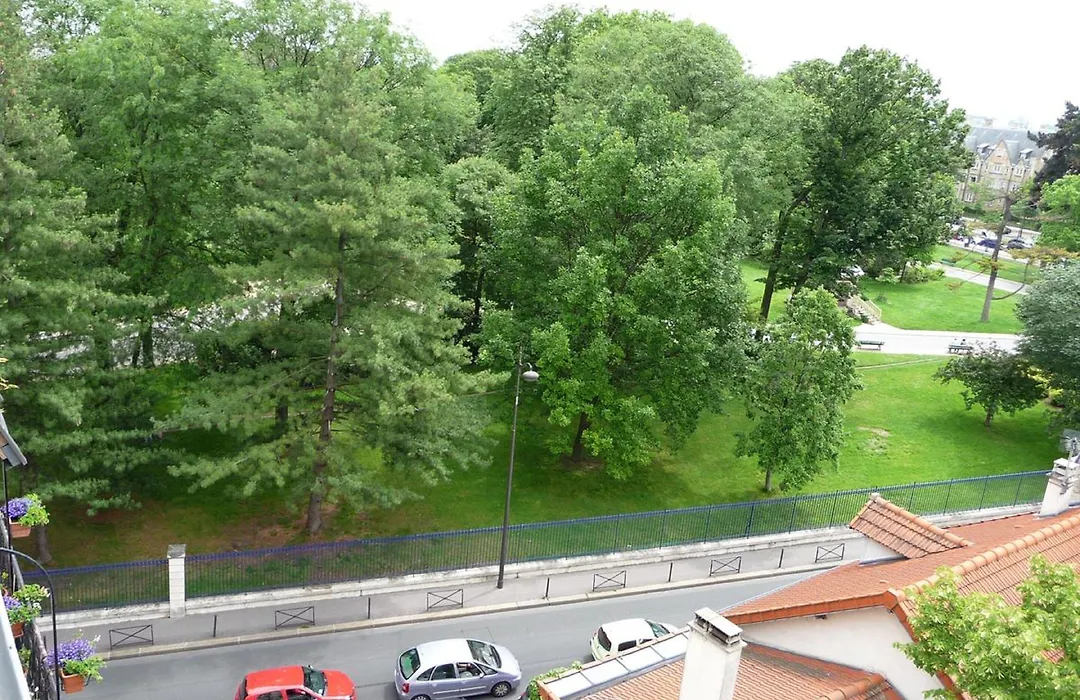 Hotel Du Parc Montsouris-1