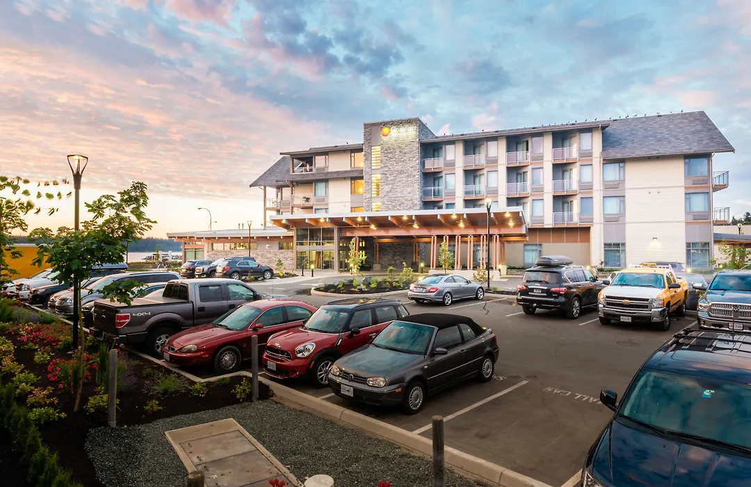 Comfort Inn & Suites-1