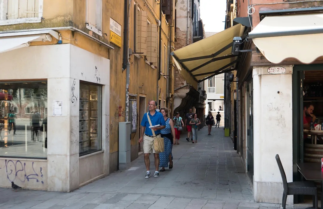 Backpackers House Venice-1