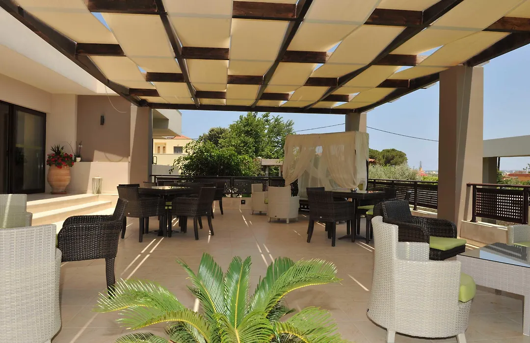 Santa Helena Hotel (Adults Only)-1