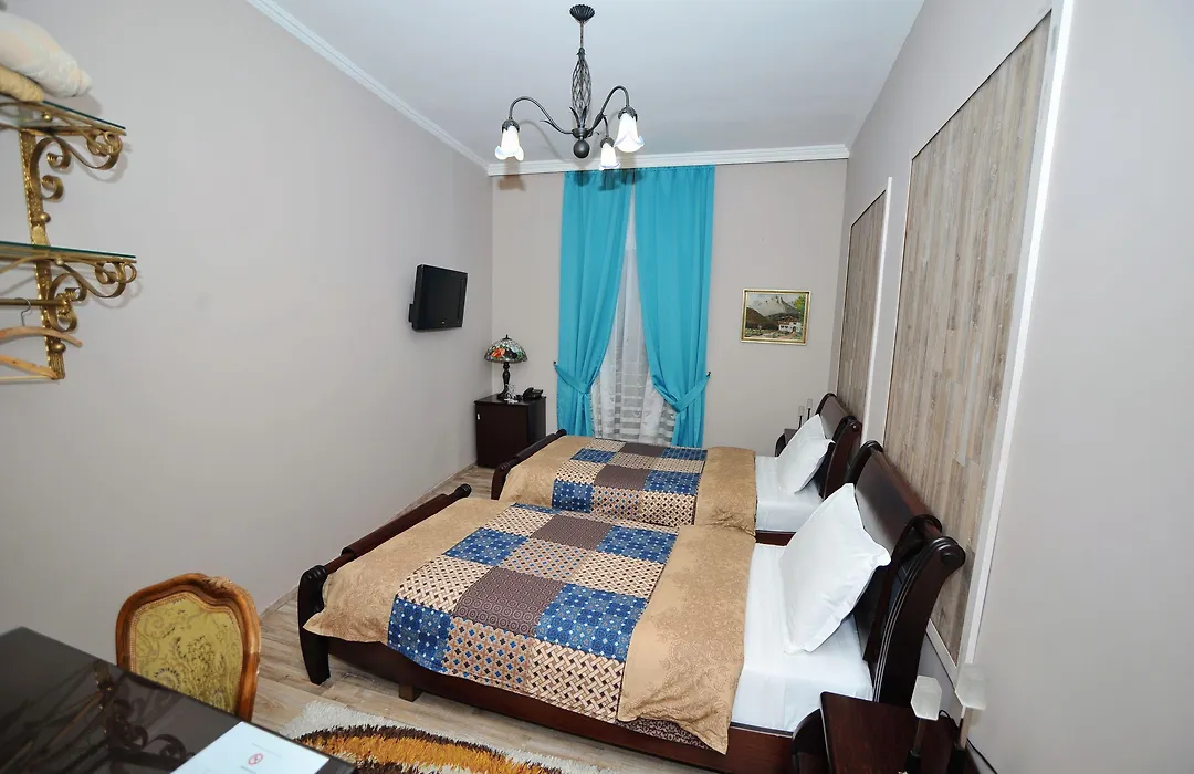 Dream Hotel-1