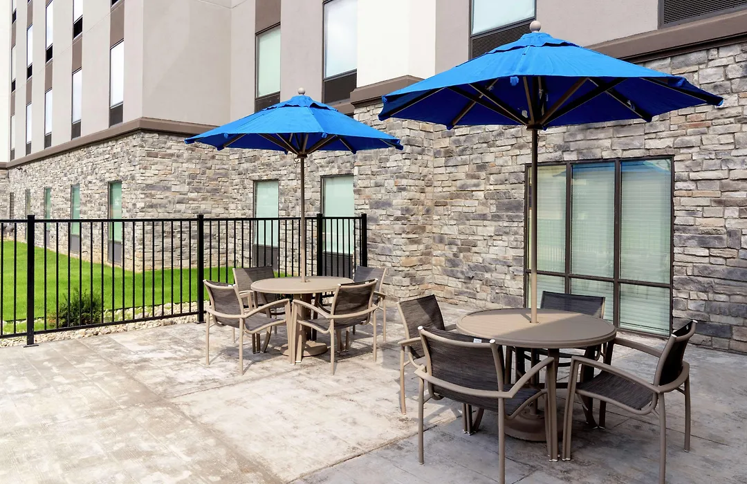 Hampton Inn & Suites Xenia Dayton-1