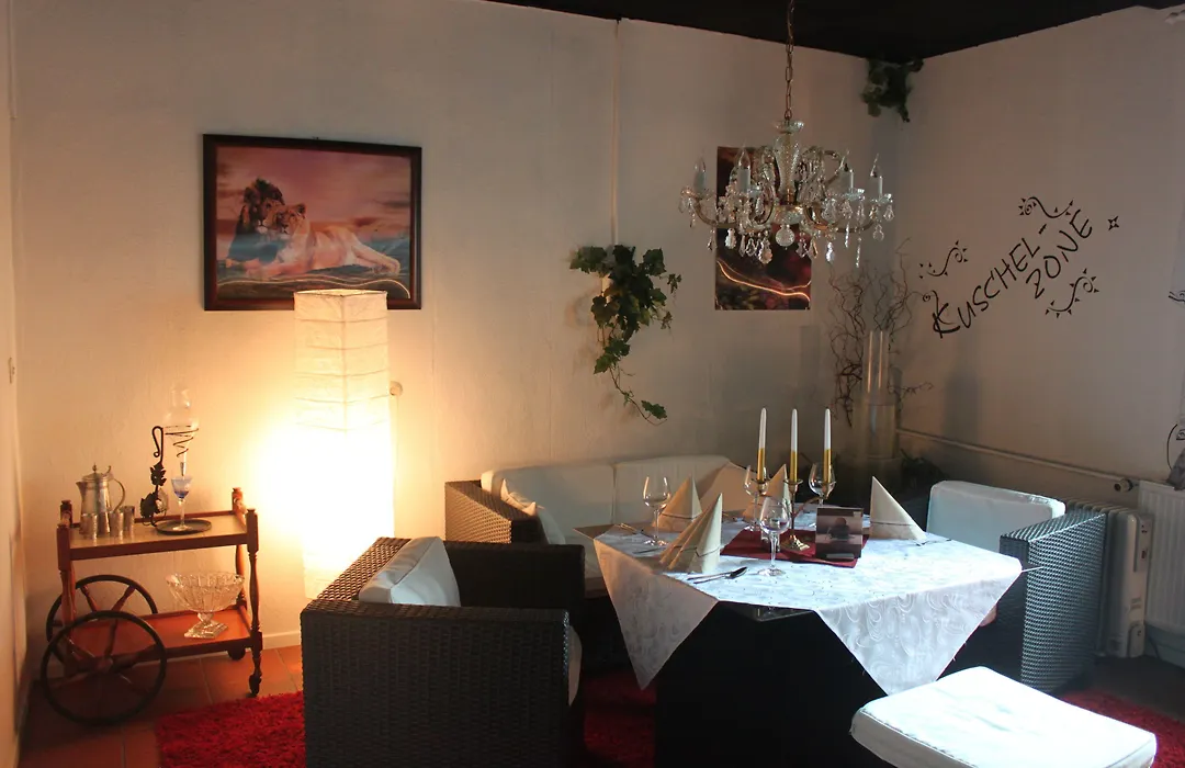 Hotel und Restaurant Die Burg-1