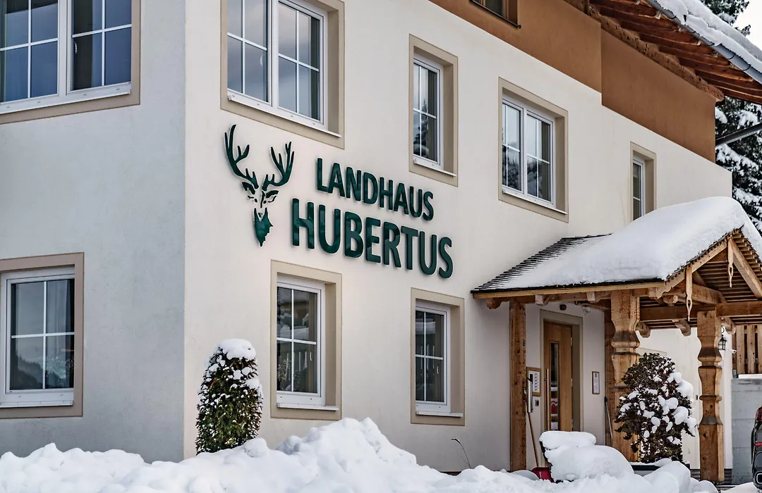 Landhaus Hubertus Wellness & Breakfast-1