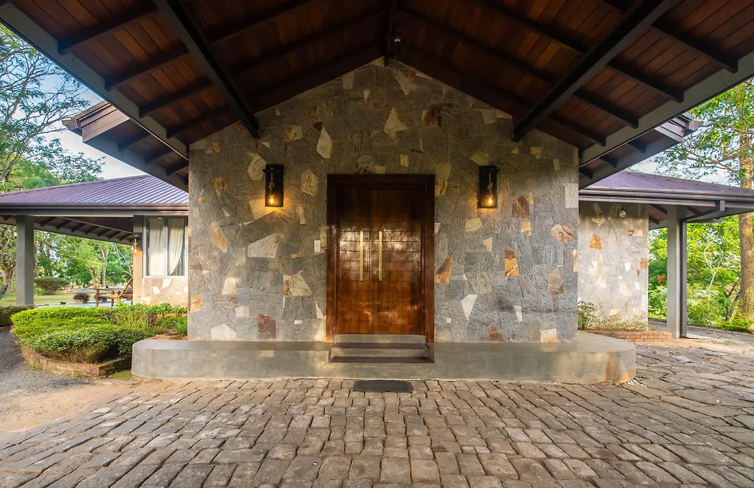 Grand Argyle Resort-1