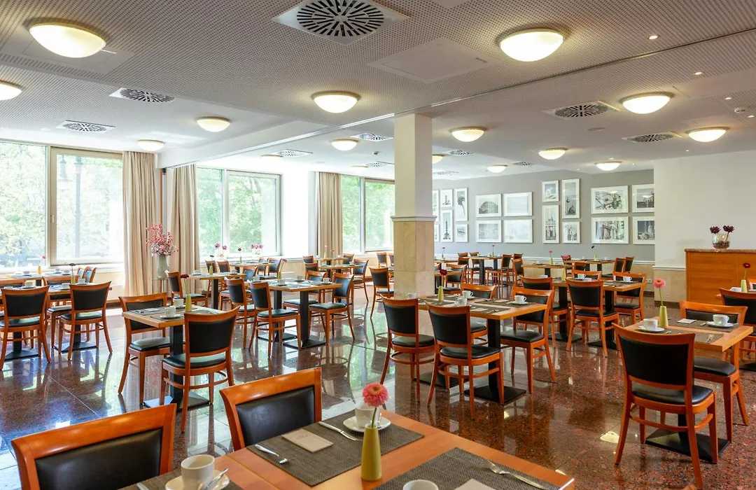 Leonardo Hotel Berlin KU'DAMM-1