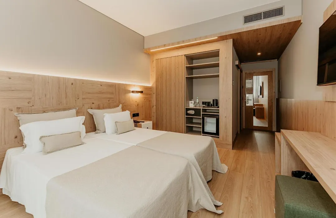 Hotel Minho-1