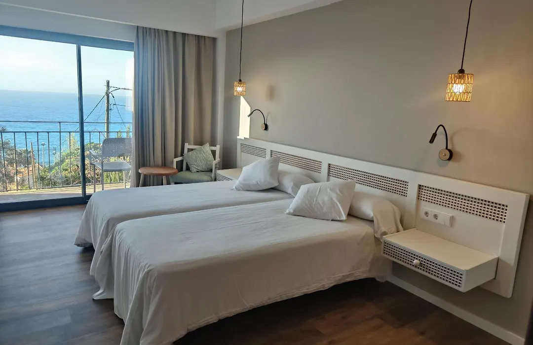 Hostal Sa Baronia-1