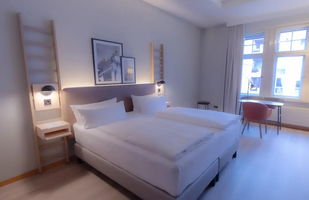 Hotel Bleibtreu Berlin By Golden Tulip-1