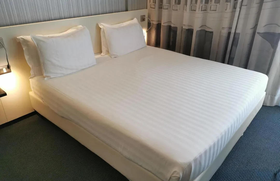 Ibis Styles Roma Eur-1