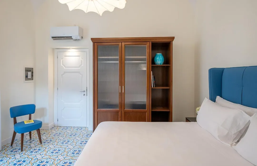 Palazzo Gargiulo Luxury Rooms & Suites (Adults Only)-1