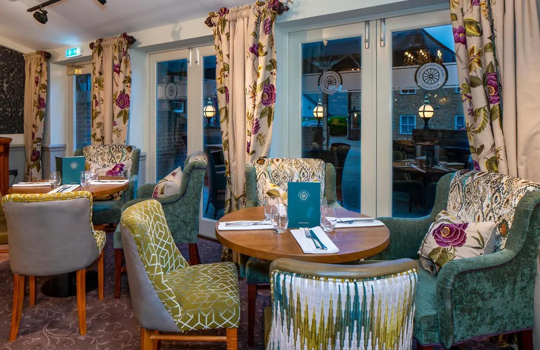 The Kings Arms And Royal Hotel, Godalming, Surrey - The Coaching Inn Group-1
