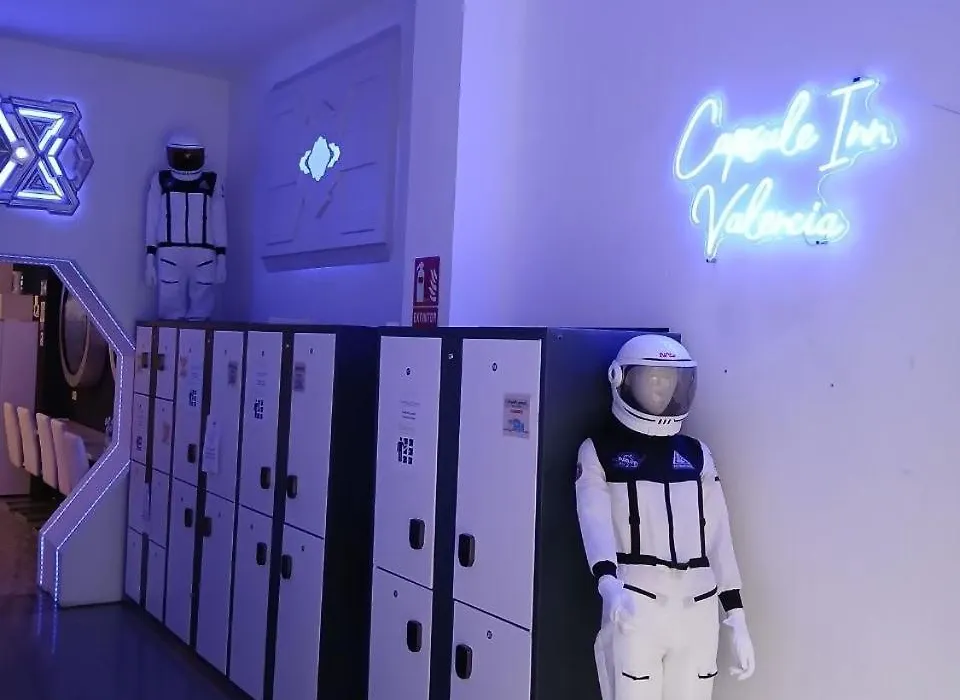 CAPSULE INN VALENCIA Hostel-1