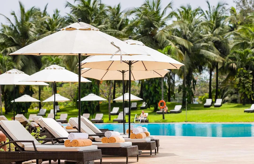 Moevenpick Ambassador Hotel Accra-1