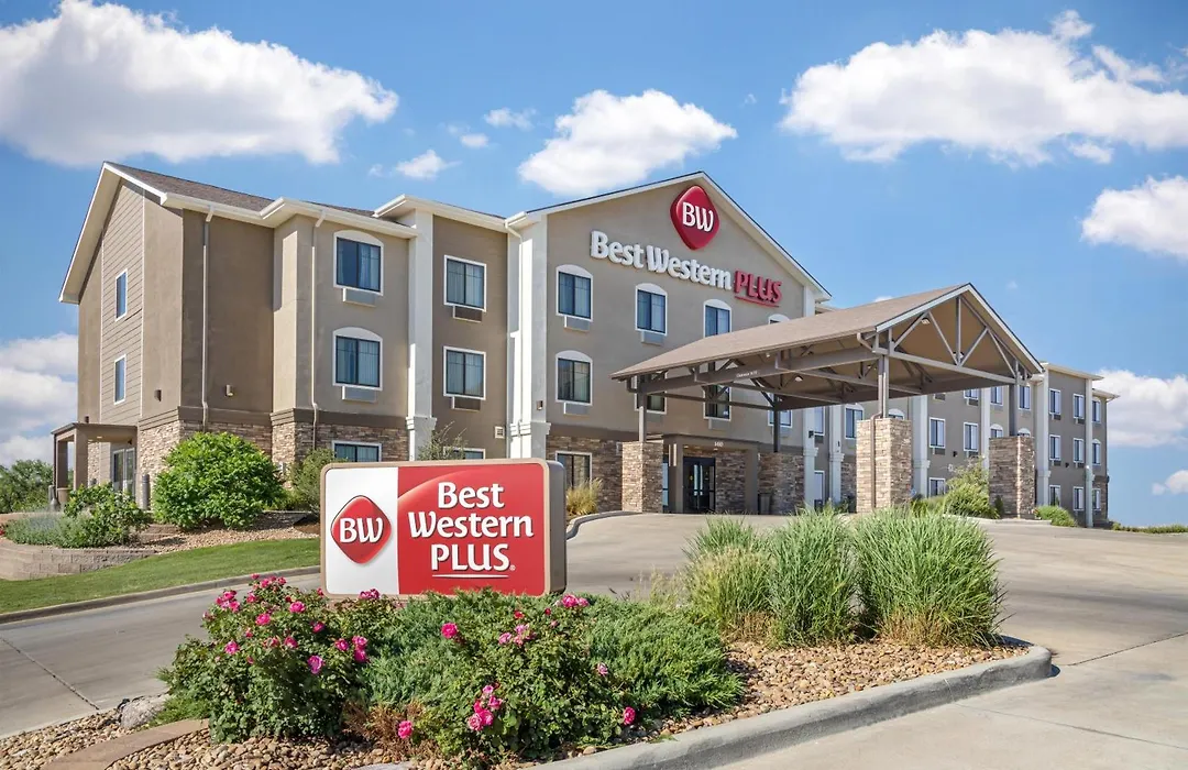 Best Western Plus Overland Inn-1