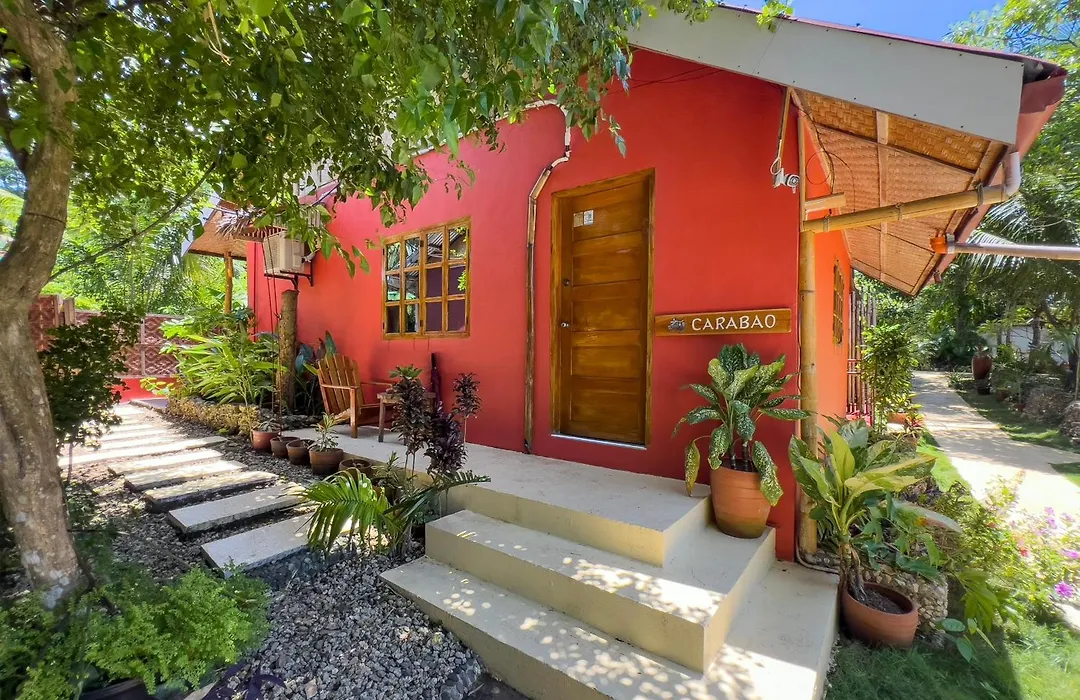 Nakabalo Guesthouse & Restaurant-1