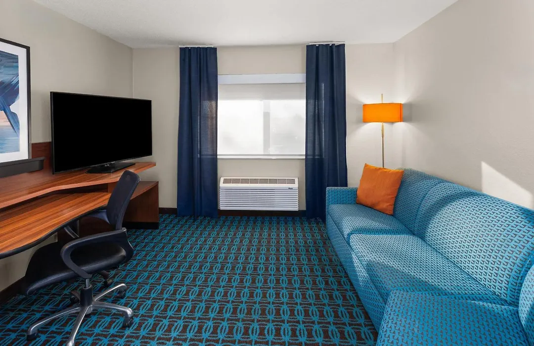Wingate By Wyndham Oshkosh-1