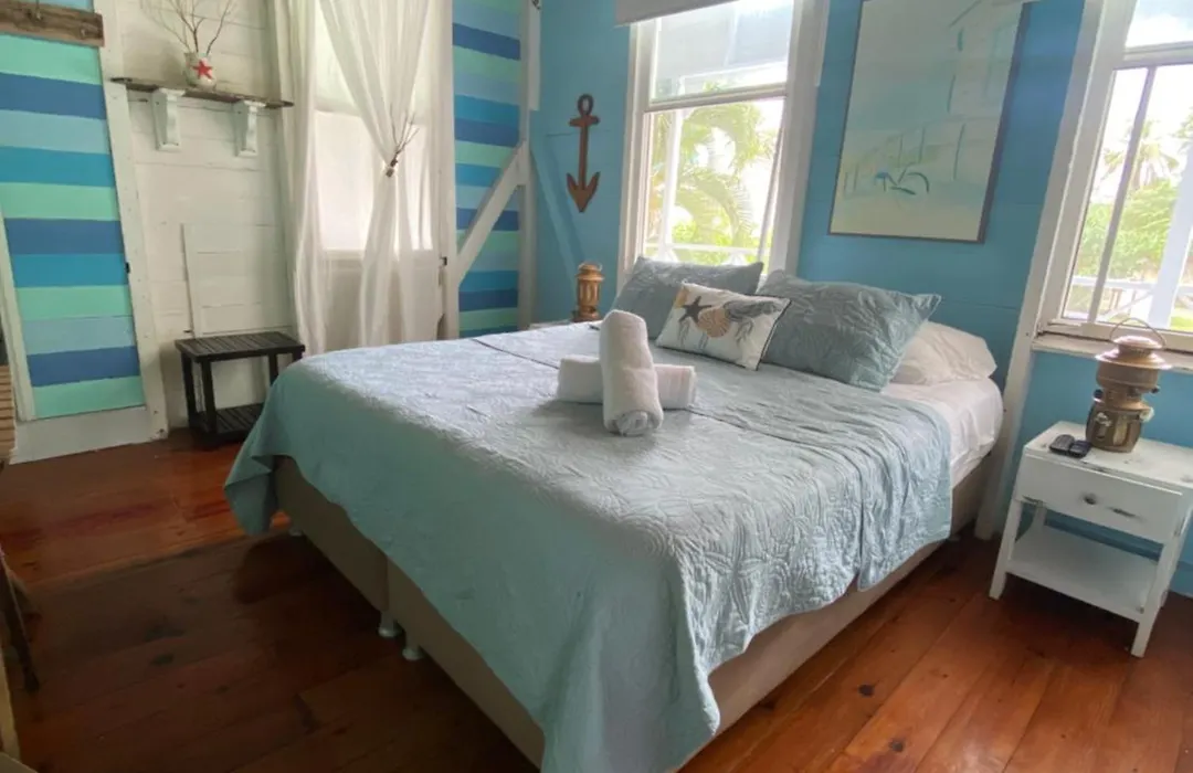 Islander House On Rocky Cay Beach-1
