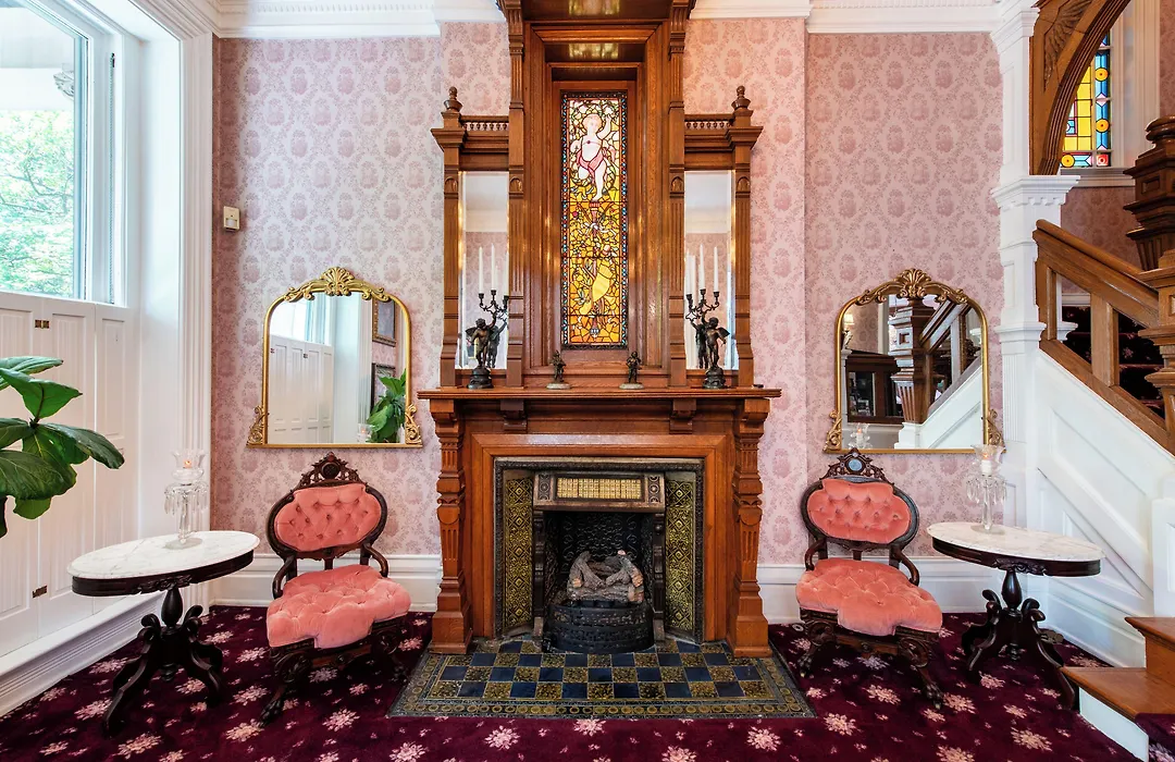 Central Park Bed & Breakfast-1
