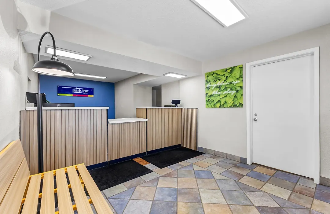 Motel 6 Wells-1