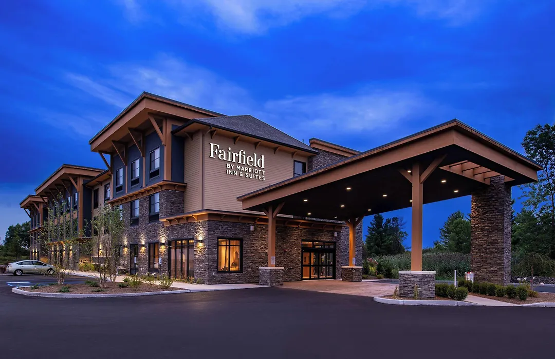 Fairfield Inn & Suites By Marriott Canton-1
