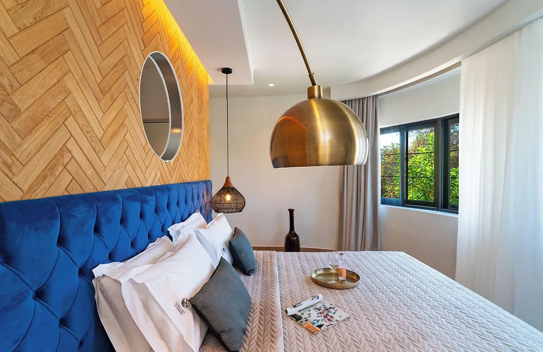 Naillac Boutique Hotel-1