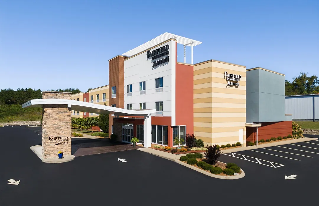 Fairfield Inn & Suites By Marriott London-1