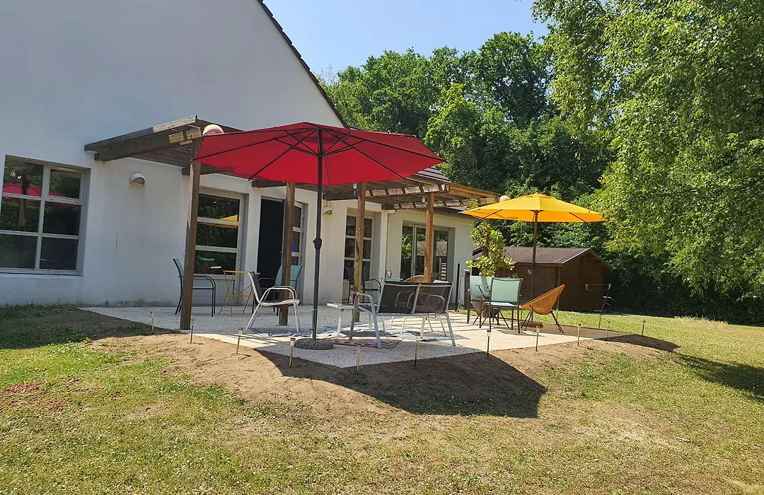 Campanile Hotel Chantilly-1