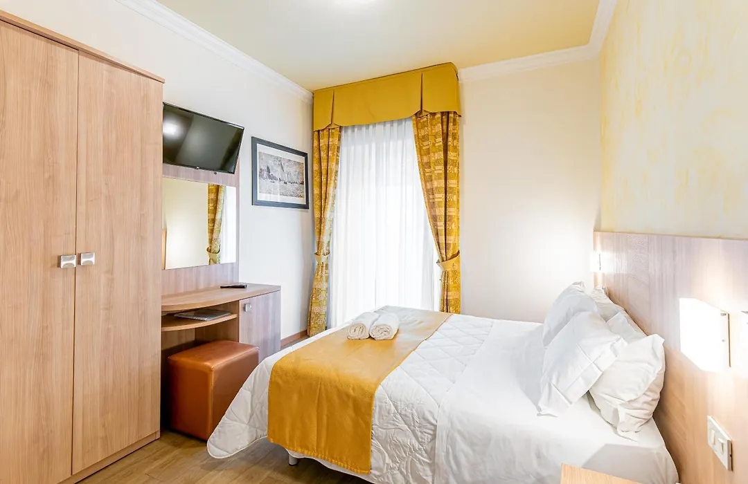 Hotel Corinna-1