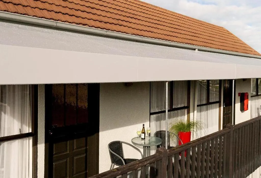 Merivale Court Motel-1