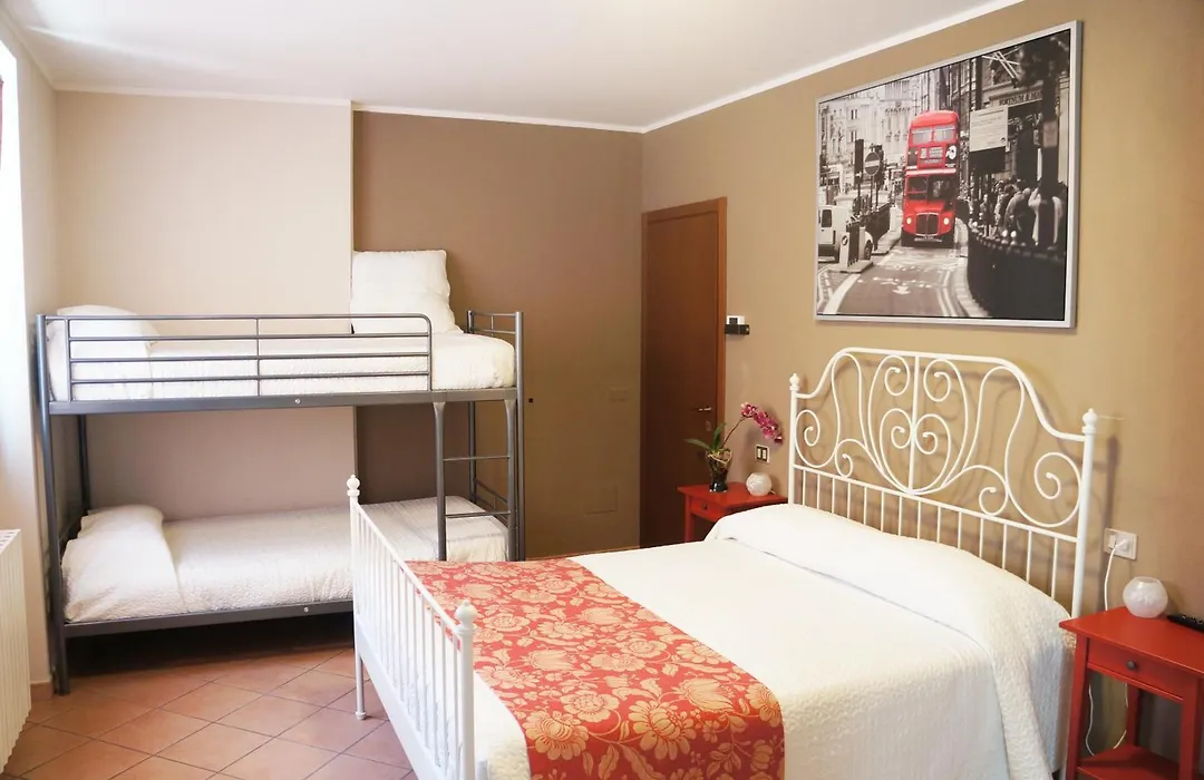 Alexander Rooms-1