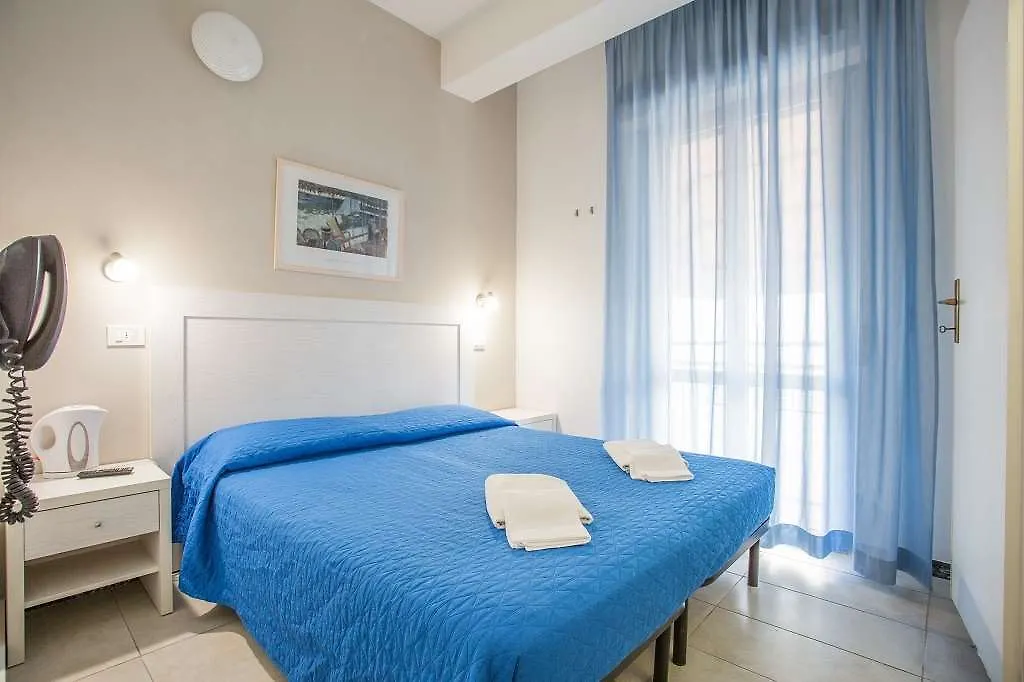 Hotel Nancy - Giovani e Gruppi Amici-1