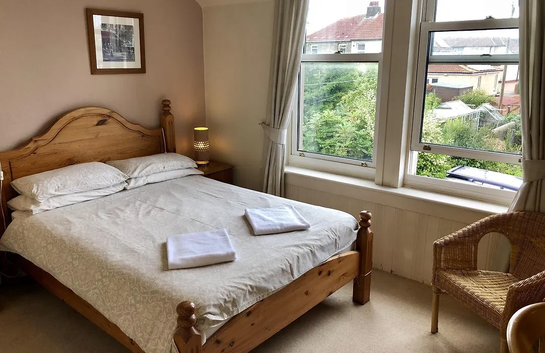 Errolbank Guest House-1