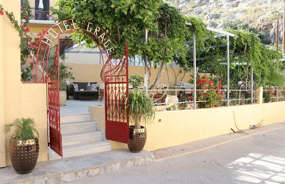 Grace Hotel & Studios-1