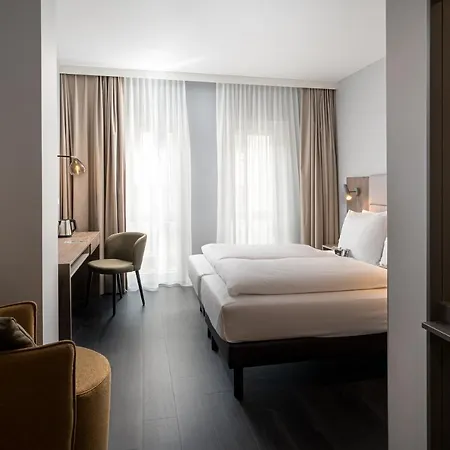 Elaya Hotel Oberhausen, Trademark By Wyndham-3