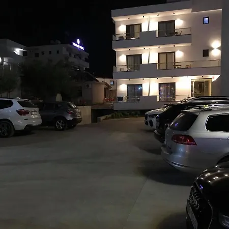 Hotel Adriatik Ksamil-3